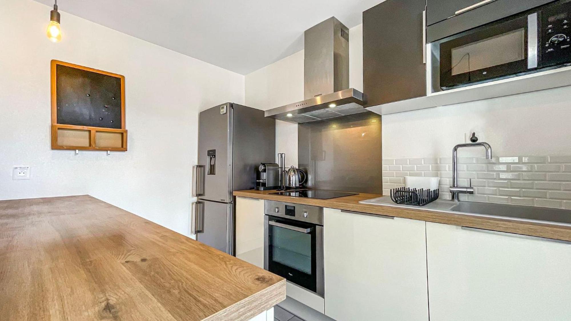 Homey Chloe - New - Parking Gratuit - Balcon Prive - Proche Geneve Annemasse Exterior foto